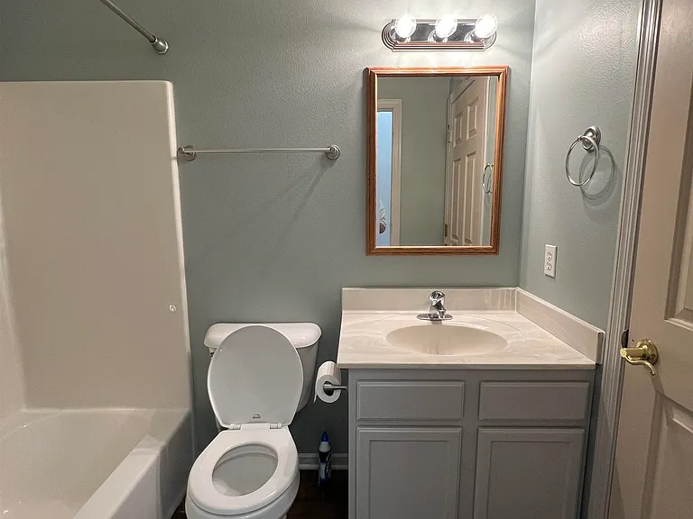 6649 Windsor Commons Ave — Photo 24