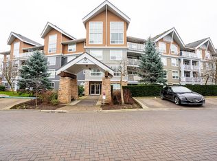 6480 194th St #104, Surrey, BC
