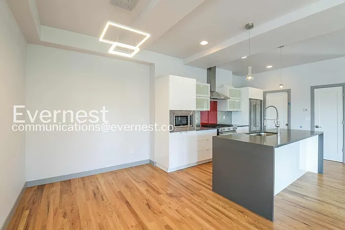 1237 Tennyson St — Photo 4