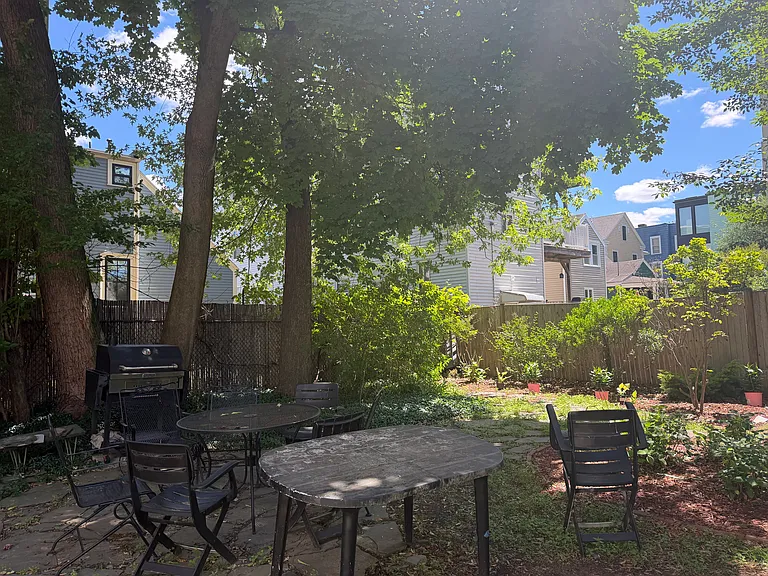 162 Hampshire St #3 — Photo 23