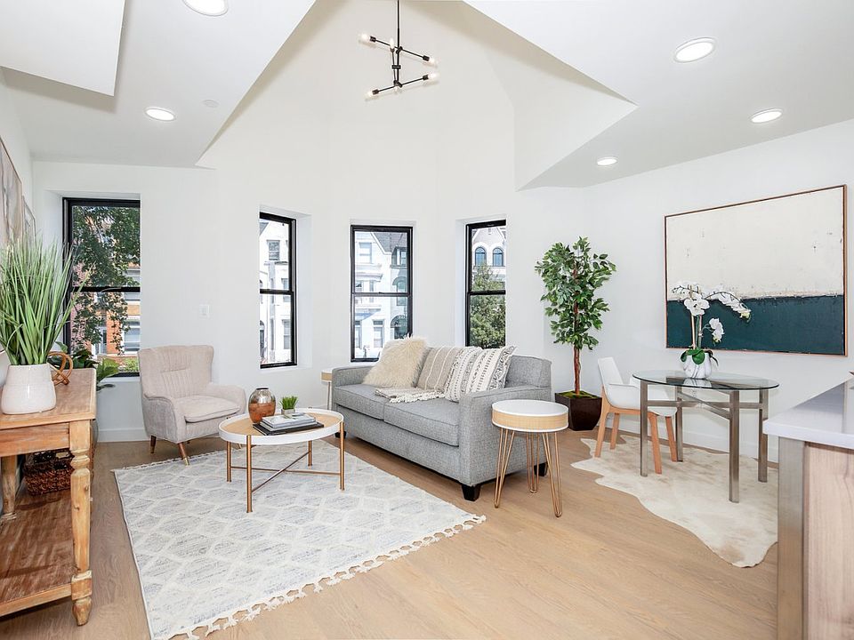 1st image of 304 Florida Ave NW #8