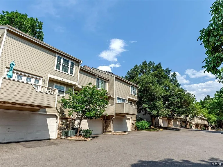 1818 S Quebec Way #B15-3 — Photo 27
