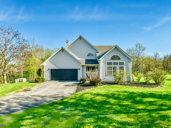 13 Apple Ridge Rd, Vernon Twp., NJ 07461