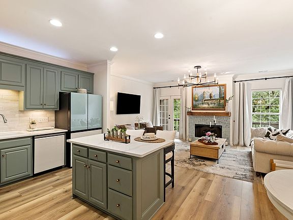 4th image of 1807 Brentwood Pointe