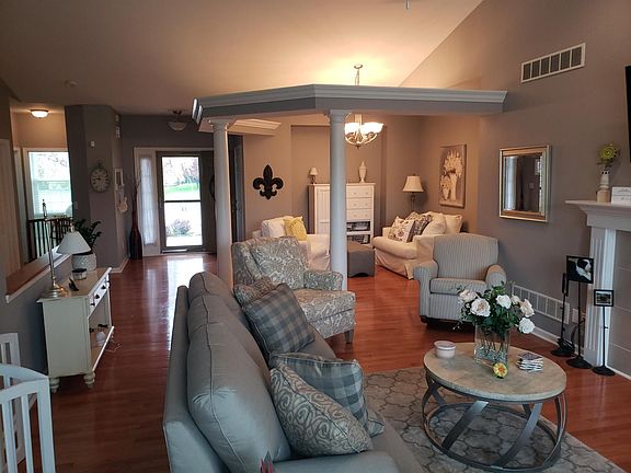 4th image of 6967 Cottonwood Ct