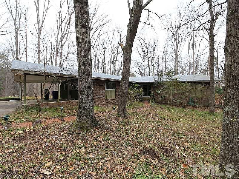 1st image of 306 N Estes Dr