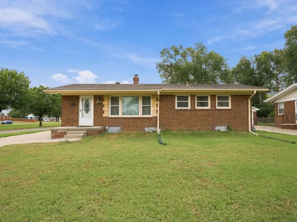 7504 E Gilbert St, Wichita, KS 67207