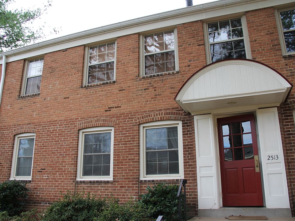 1st image of 2513 Arlington Blvd APT 101