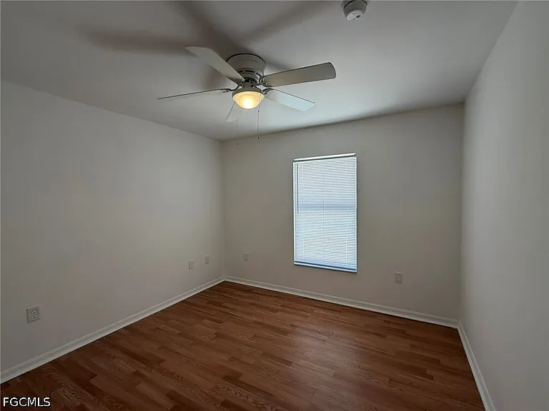1424 NE 13th Pl — Photo 20