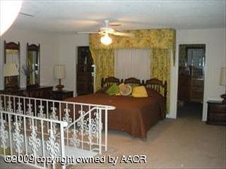 3rd image of 20 Greenwood Ln