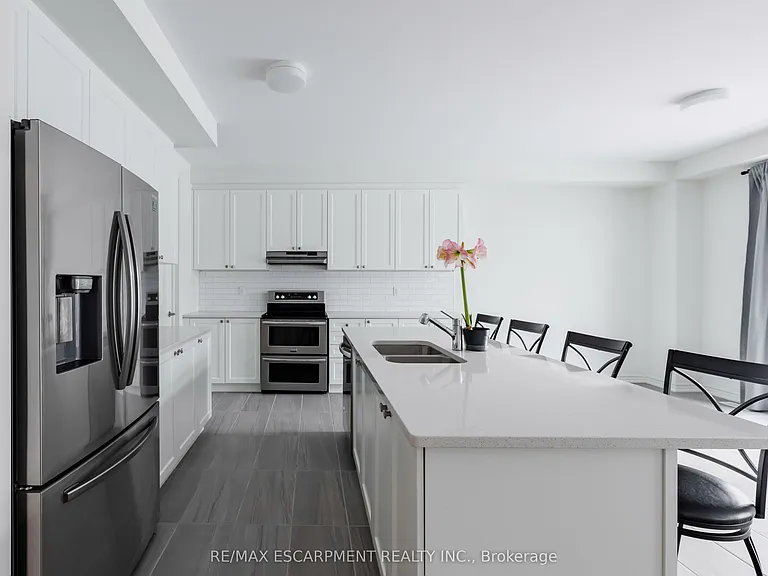 48 Sparrow Way — Photo 13