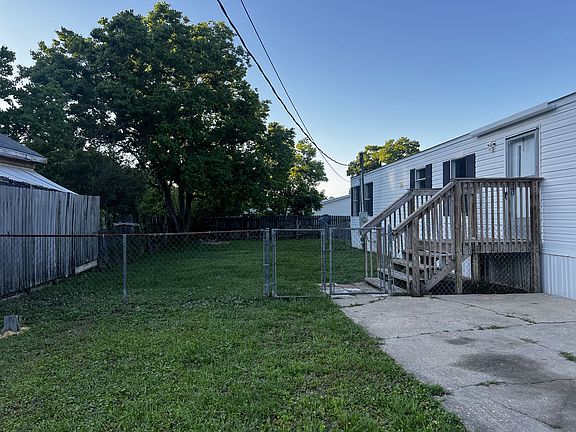 3rd image of 326 Albritt Ave