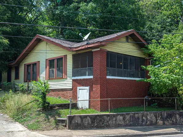 1604 Fred L Shuttlesworth Dr, Birmingham, AL 35234