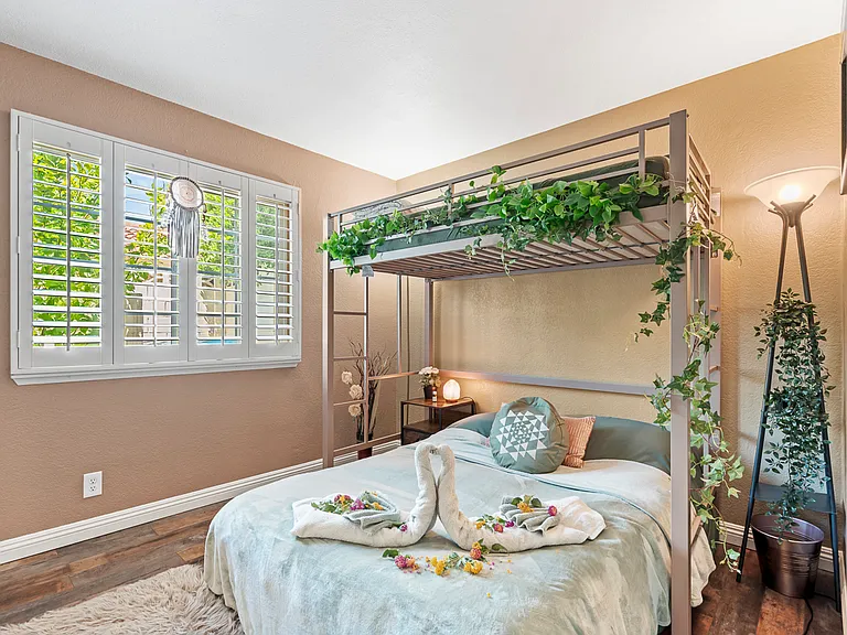 5843 Thor Dr — Photo 17