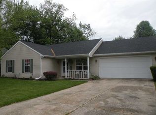 603 Locust Ln, Centerville, IN 47330