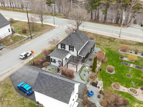 937 King St, Bridgewater, NS B4V 1B7