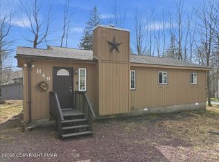 8531 Hillcrest Dr, Tobyhanna, PA 18466