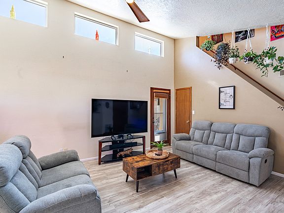 4th image of 1048 Camino Vista Aurora