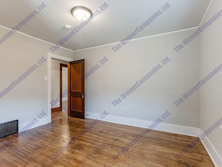 606 W White St — Photo 18
