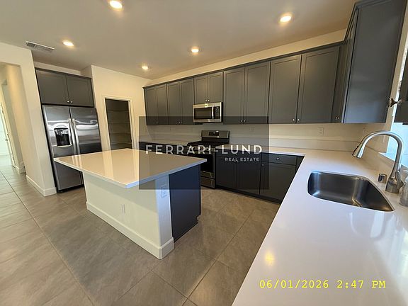 5th image of 6822 Ronaldinho Dr