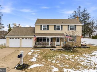 2160 Whitman Ct, Cinnaminson, NJ 08077