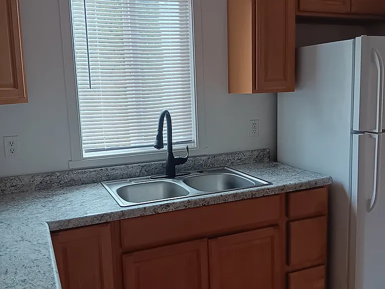 3388 Pleasant St #A — Photo 12