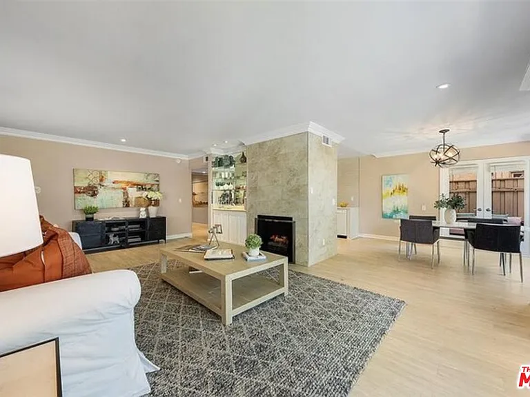 2345 Roscomare Rd #201 — Photo 5