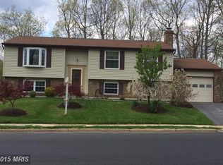 114 Pepperidge Pl, Sterling, VA 20164