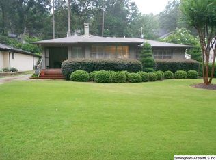 2940 Pine Haven Dr, Mountain Brook, AL 35223