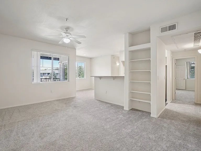Allegro Apartments — Photo 9