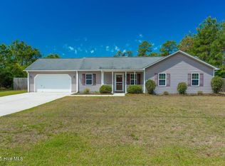 189 Queens Haven Rd, Hubert, NC 28539