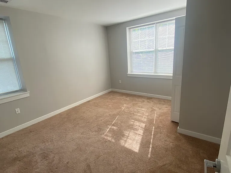 26 Pond St #1 — Photo 10