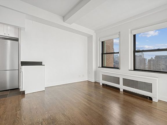 5th image of 253 W 72nd St APT 2106