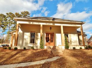 417 Castlewoods Blvd, Brandon, MS 39047