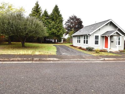 1016 15th Ave, Sweet Home, OR, 97386