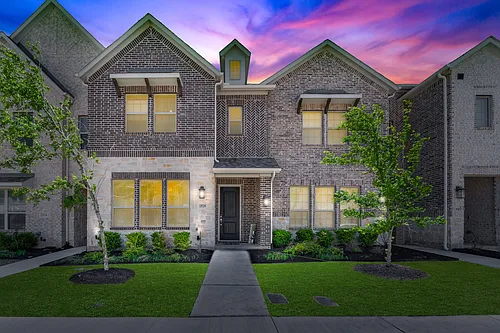 1526 Windermere Way Photo 1