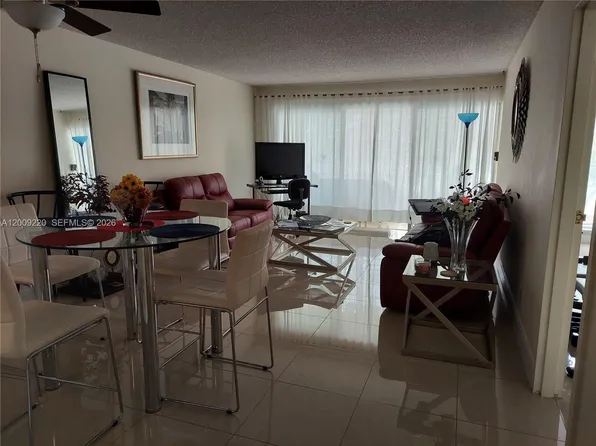 8310 Sands Point Blvd, Tamarac, FL