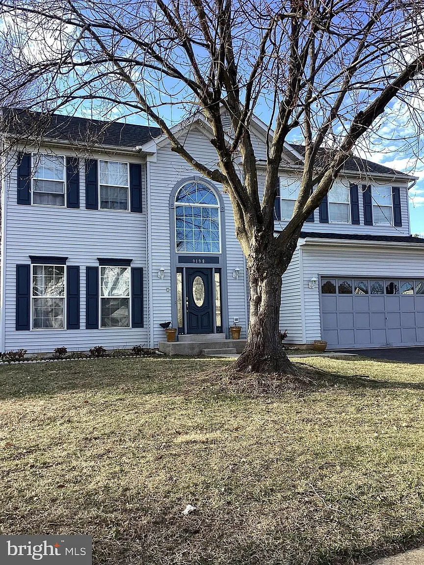 9198 Matthew Dr photo 1