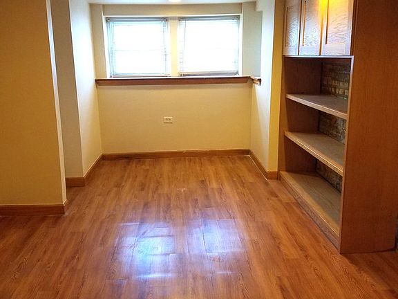 4th image of 3044 W North Ave #G