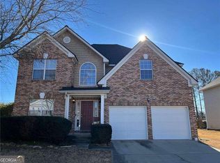 423 Lake Ridge Ln, Fairburn, GA 30213