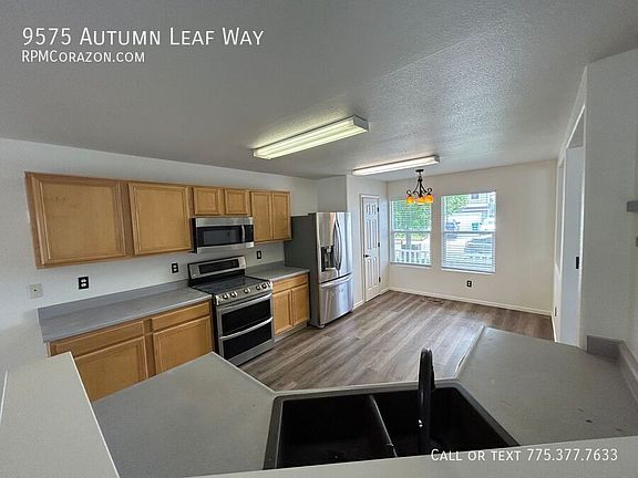 3rd image of 9575 Autumn Leaf Way