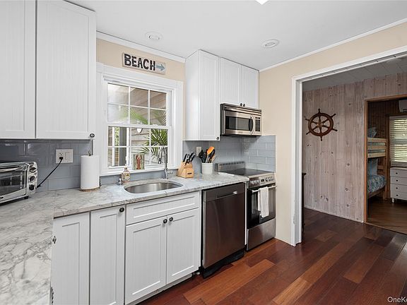 3rd image of 20 Seneca Street
