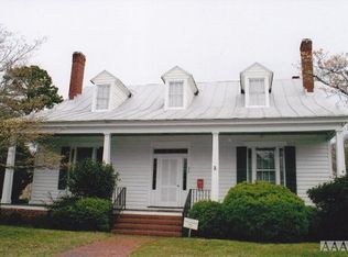 220 N Church St, Hertford, NC 27944