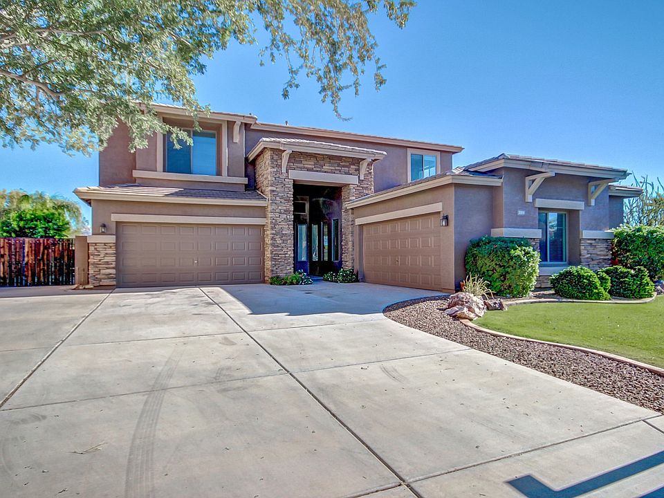 1st image of 2355 S Wildrose Cir