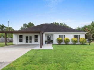 2715 Carolyn Dr, Lake Charles, LA 70611