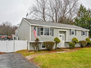 9 Palmer Rd, Pepperell, MA 01463