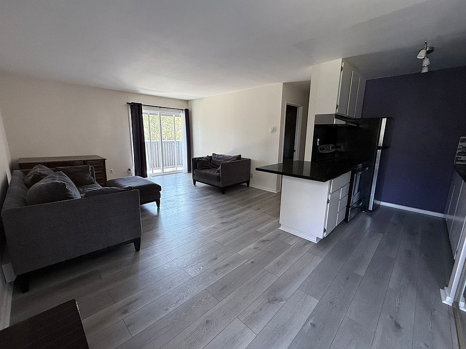 1st image of 1126 Cherry Ave APT 62