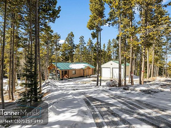 2nd image of 2125 Hogadon Rd