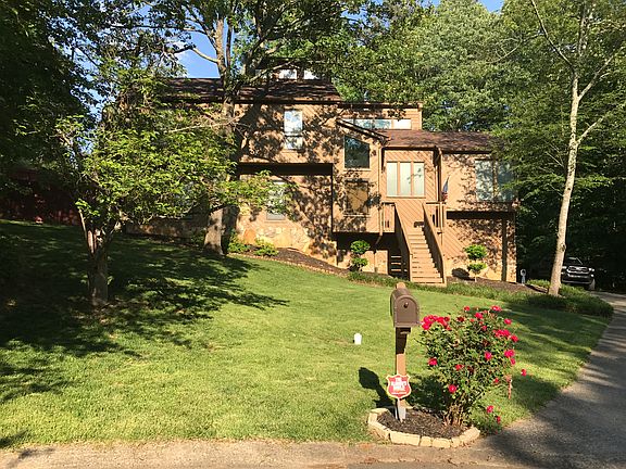 2nd image of 3890 Northpoint Dr