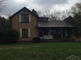 9830 N Webster Rd, Freeland, MI 48623